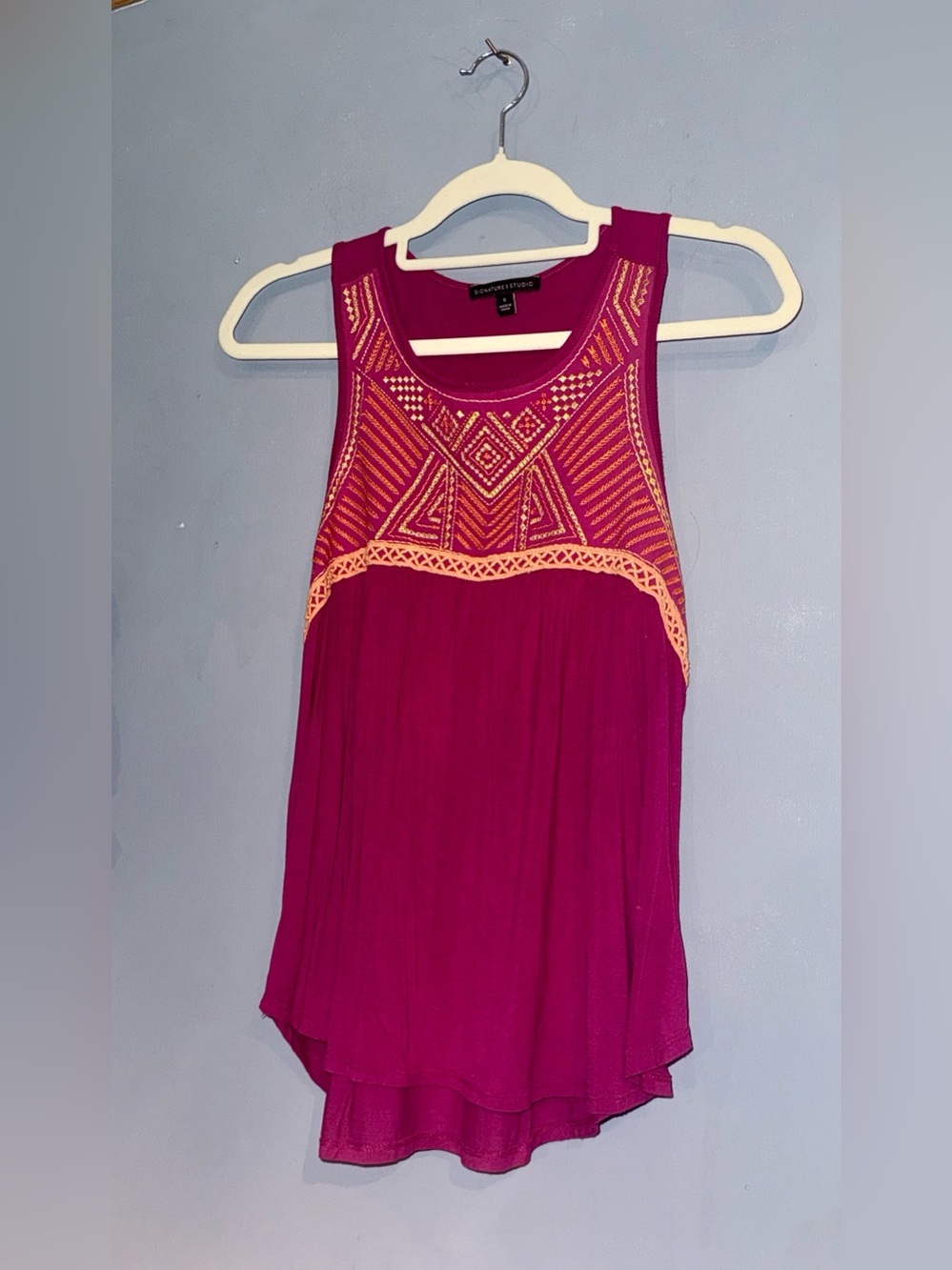 Signature Studio Embroidered Boho Tank Top- Small